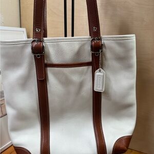 Coach White and Brown Leather Tote with Tag L33-4462